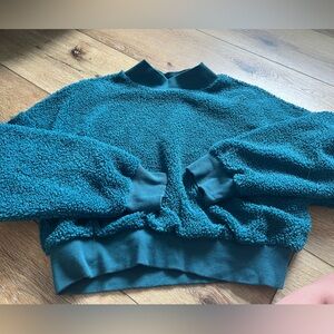 Fabletics Fuzzy Crop Sweater- Size Large